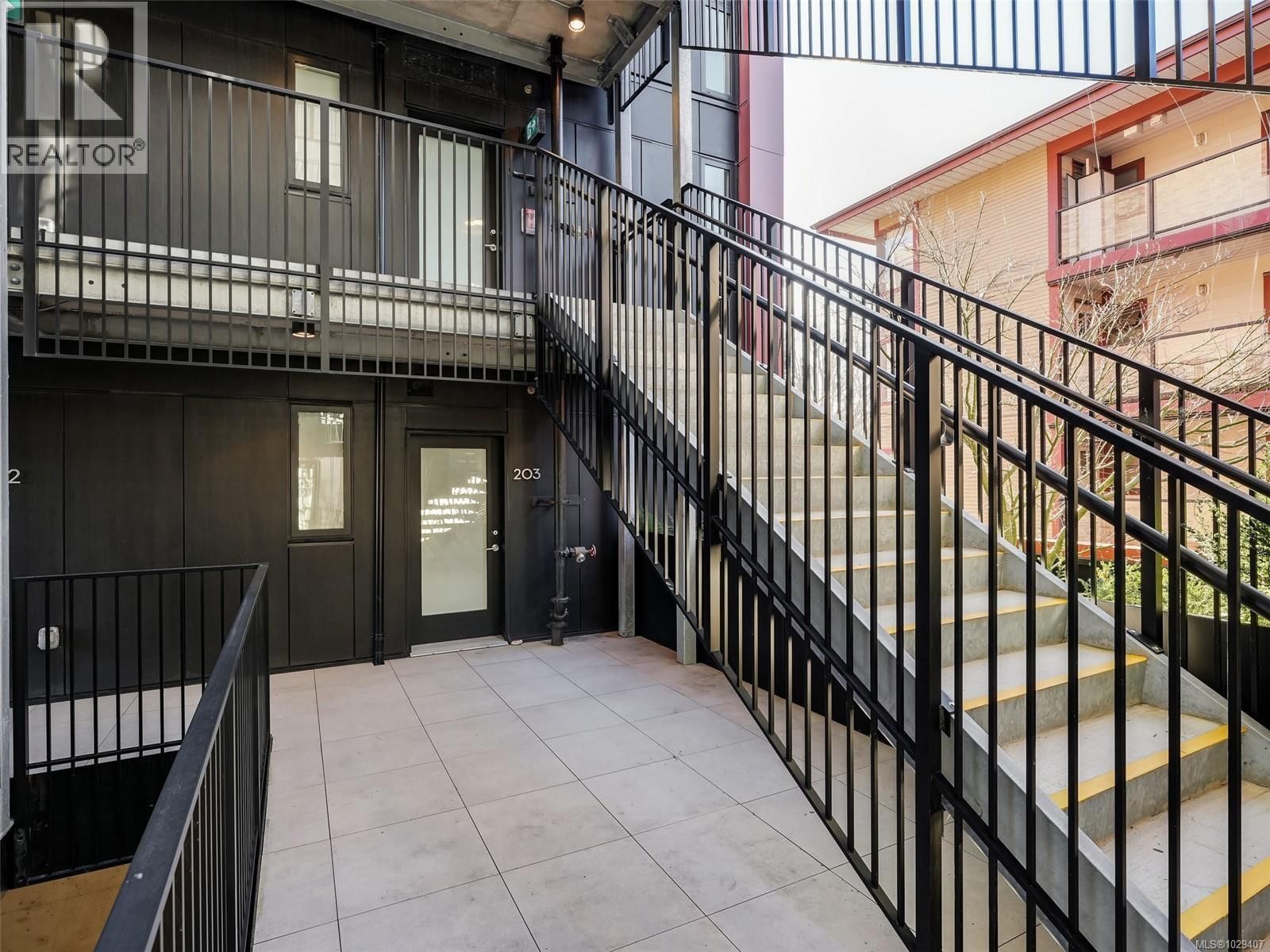 203 - 430 PARRY STREET Image 29