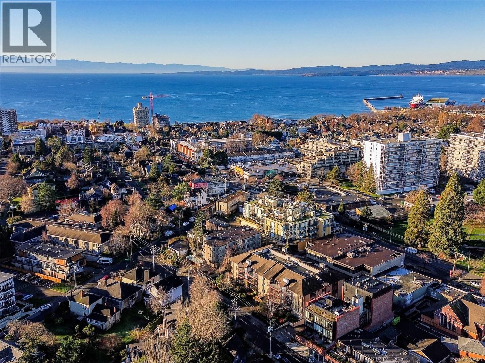 203 - 430 PARRY STREET Image 32