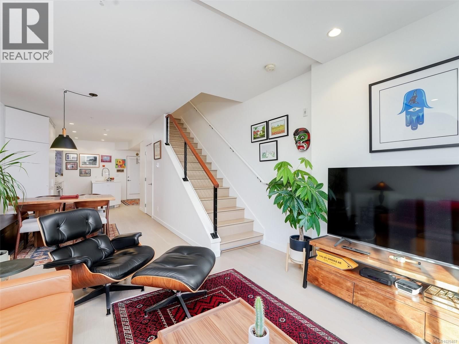 203 - 430 PARRY STREET Image 4