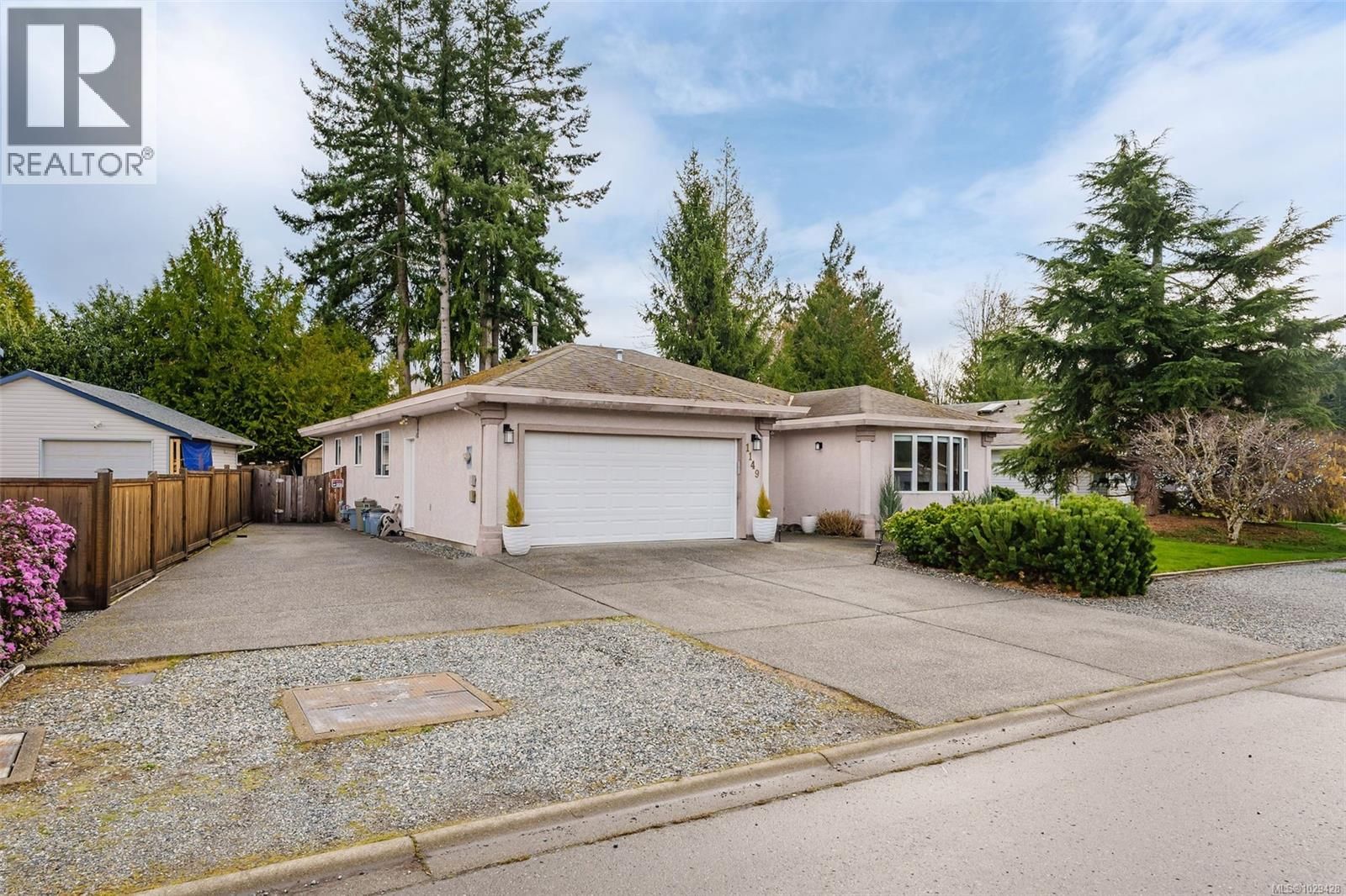 1149 WALKEM ROAD Image 51