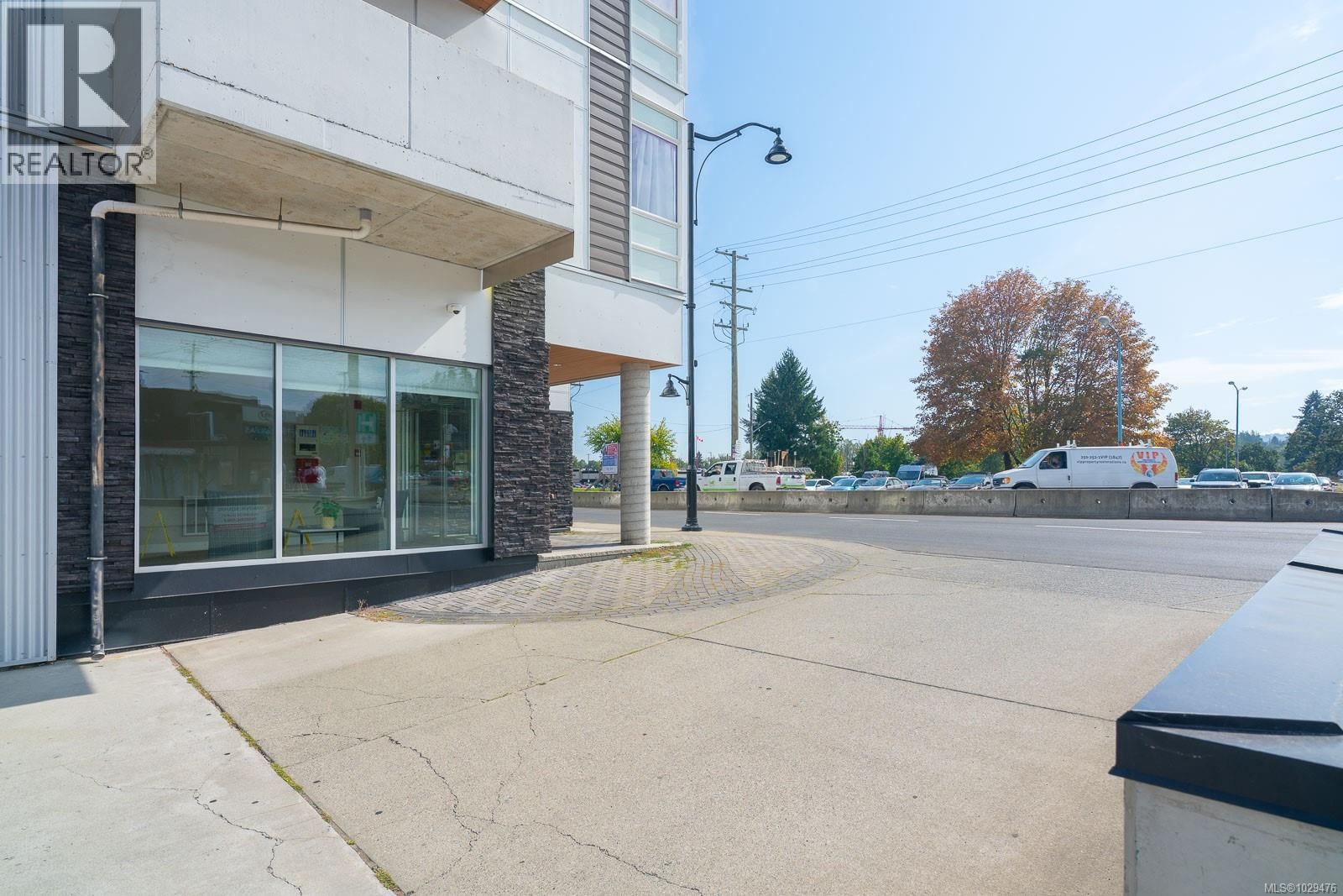 208 15 Canada Avenue property photo