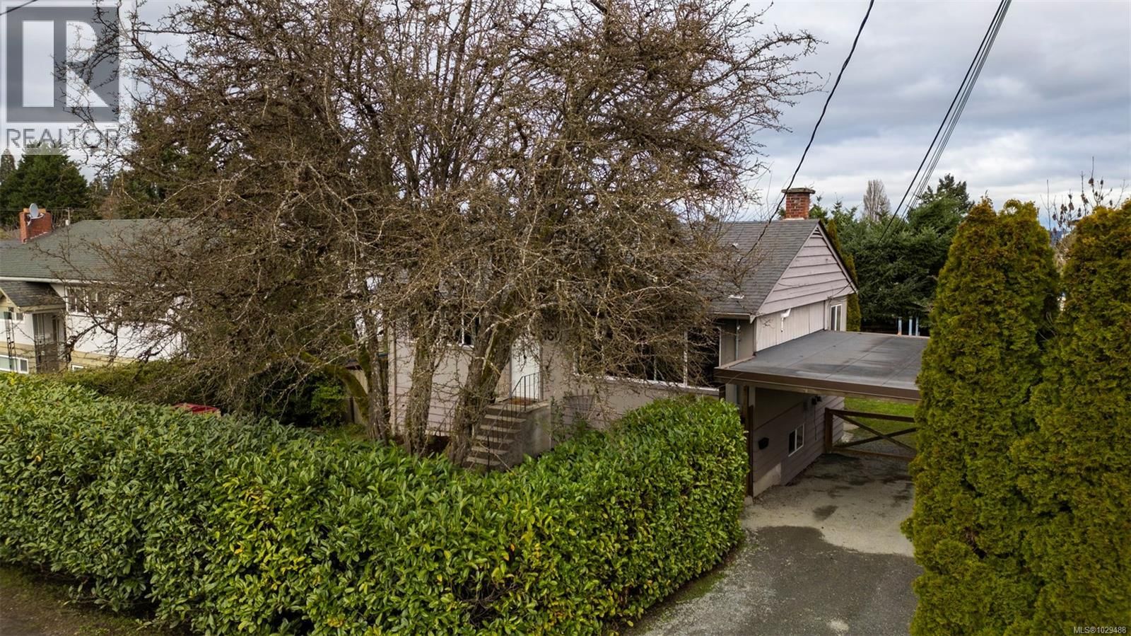 150 WAKESIAH AVENUE Image 11