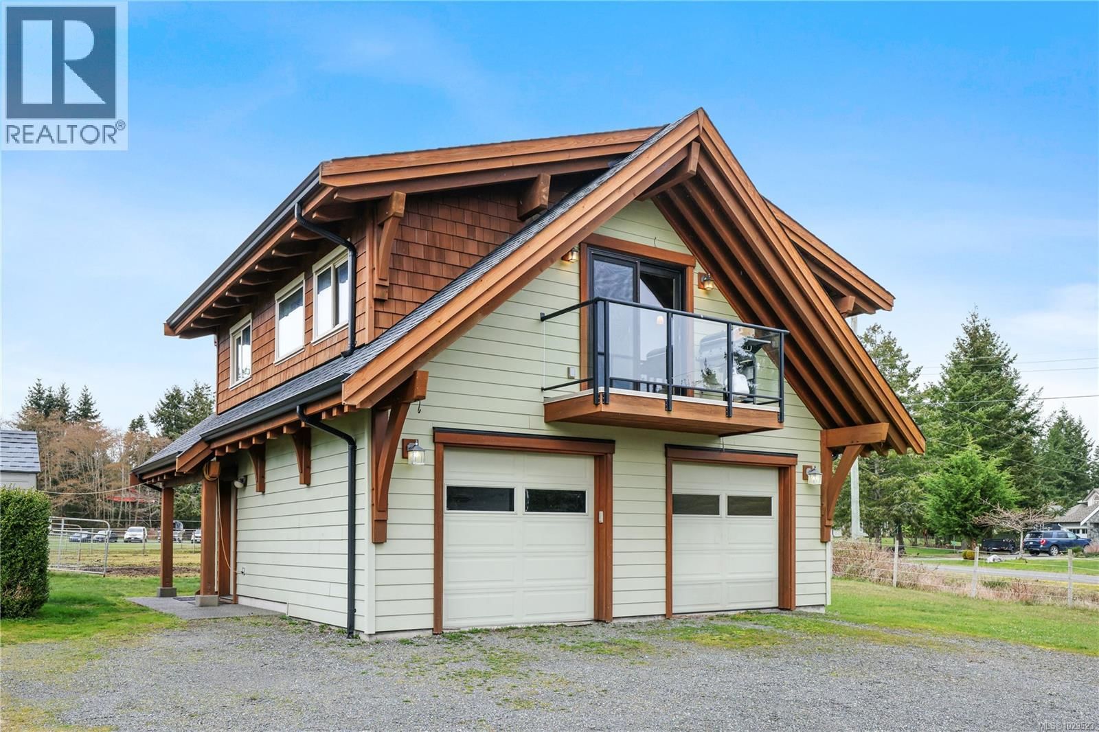 1705 Tames Road, Courtenay, British Columbia V9J 1X9