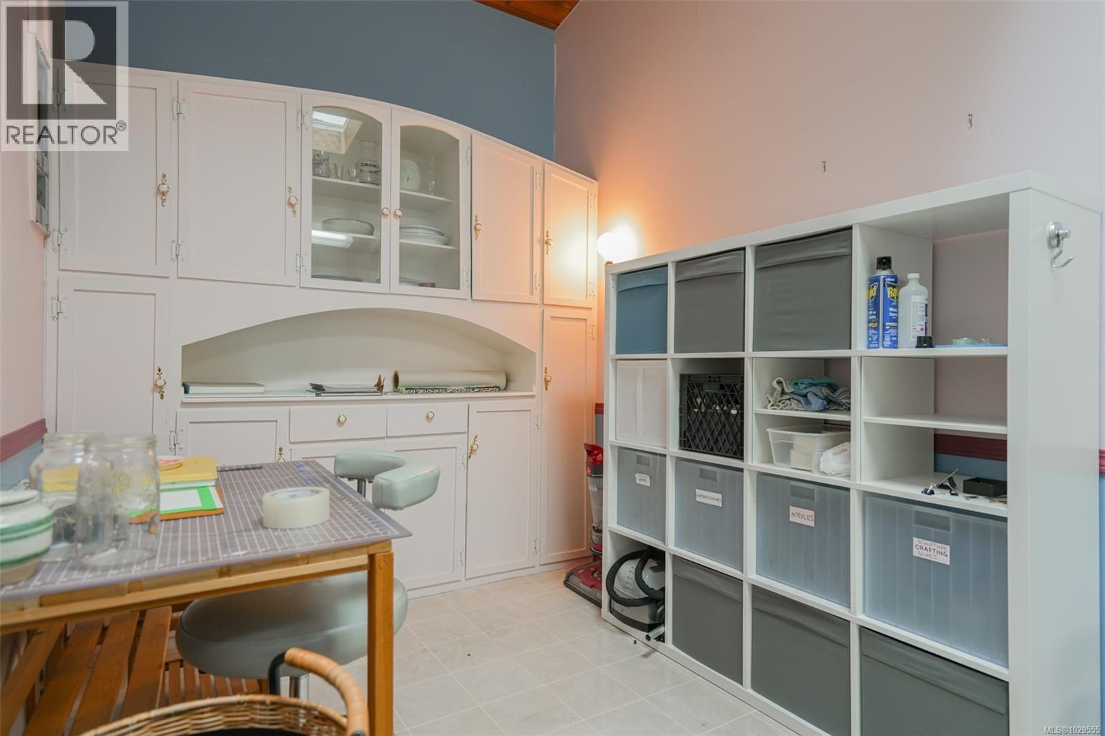 2552 14TH AVENUE Image 6