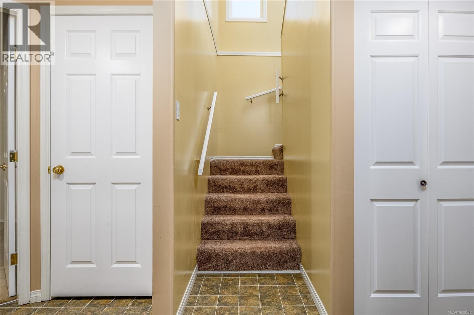 350 GARRETT ROAD Image 42