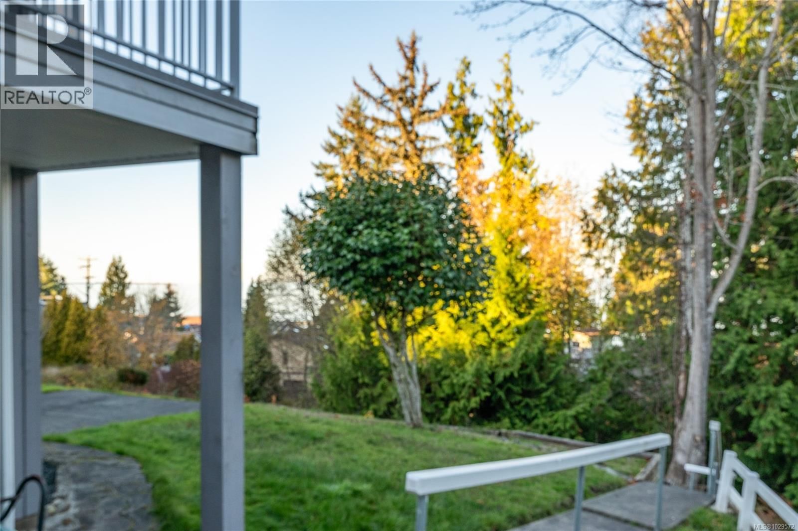 350 GARRETT ROAD Image 66