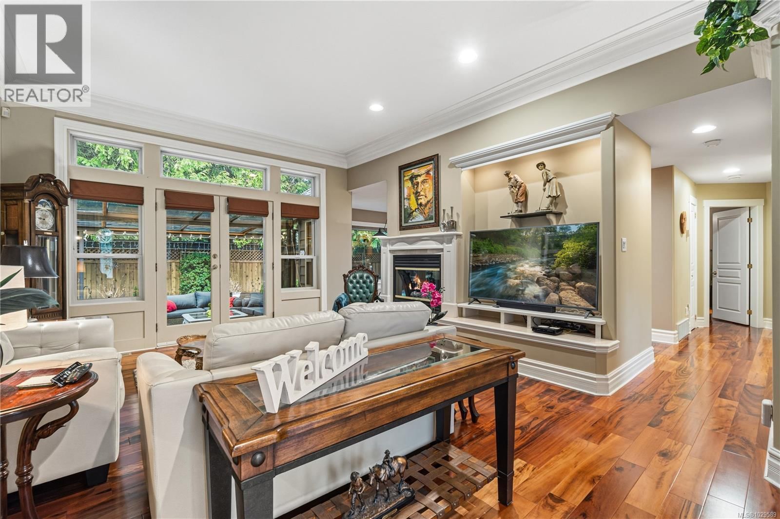 564 Hazelwood Place property photo