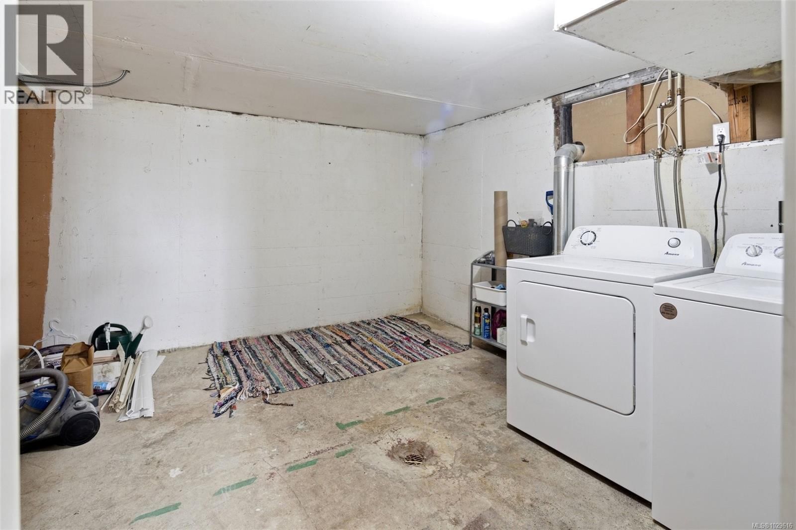 3166 ALDER STREET Image 27