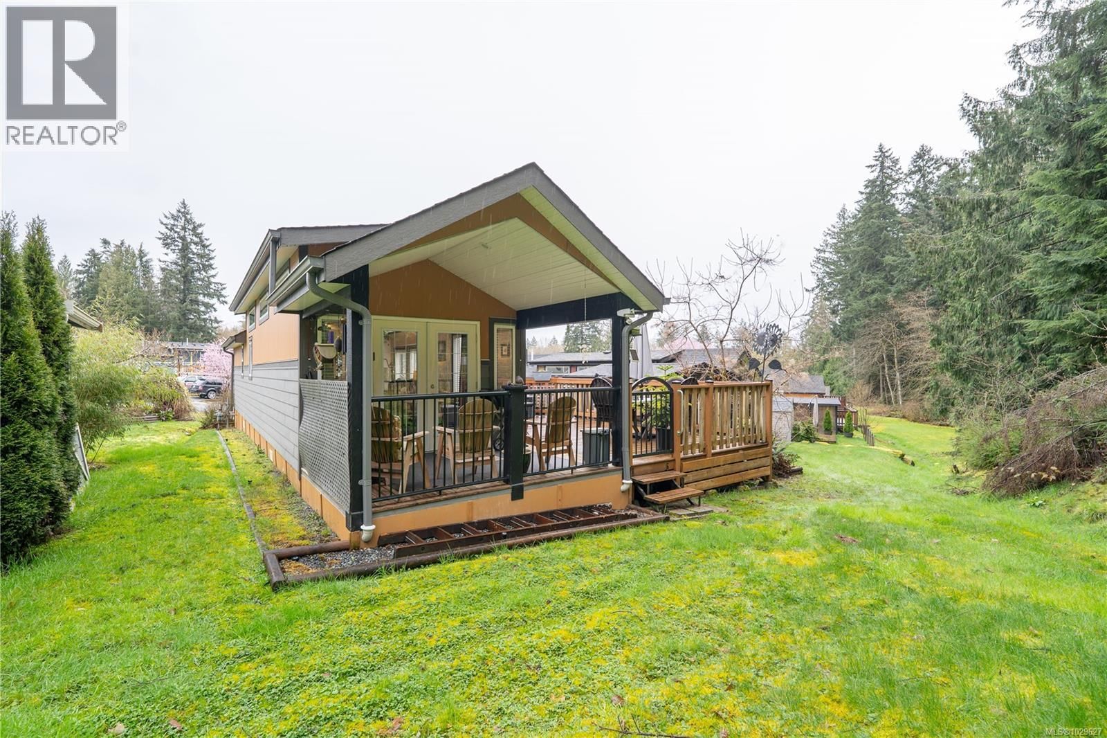 152 3042 River Road property photo