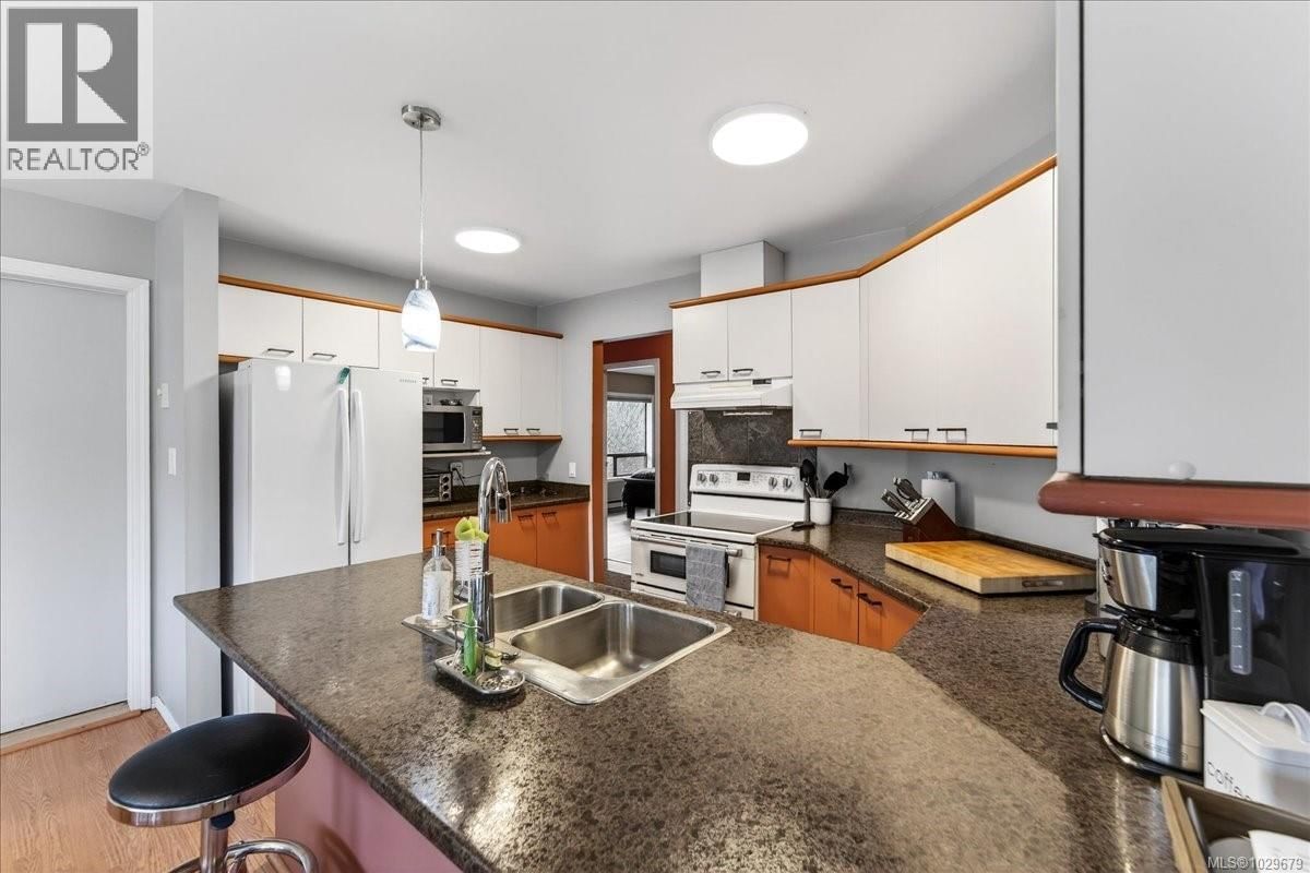 9 - 639 KILDEW ROAD Image 11