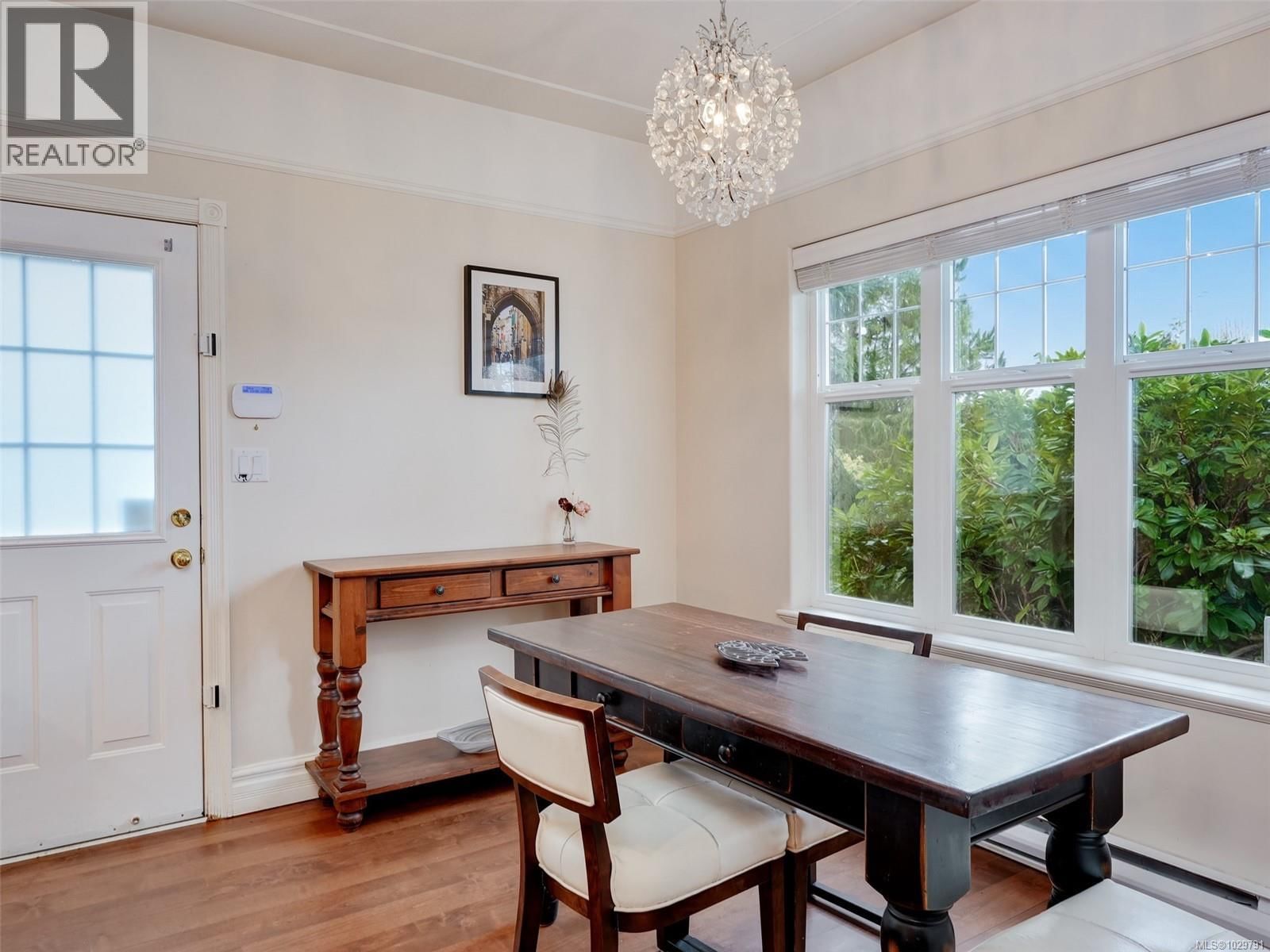 3 - 445 ADMIRALS ROAD Image 12