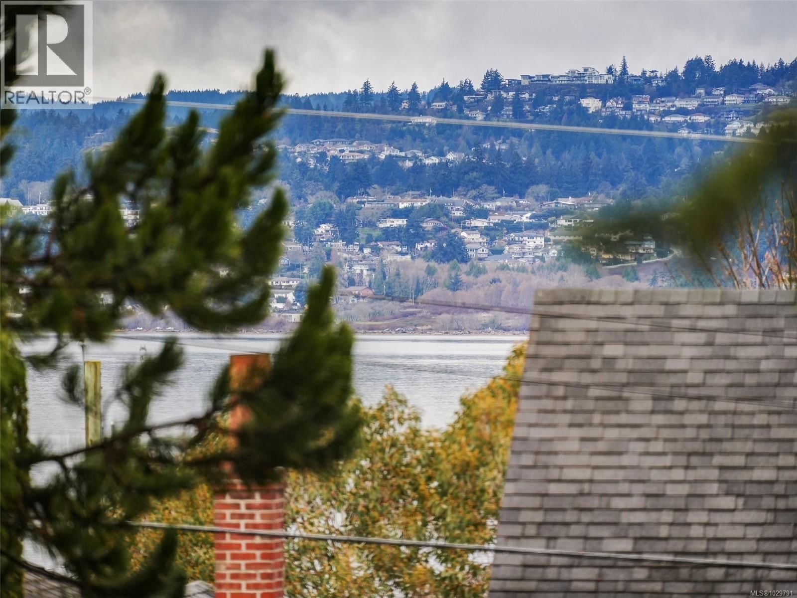 3 - 445 ADMIRALS ROAD Image 28