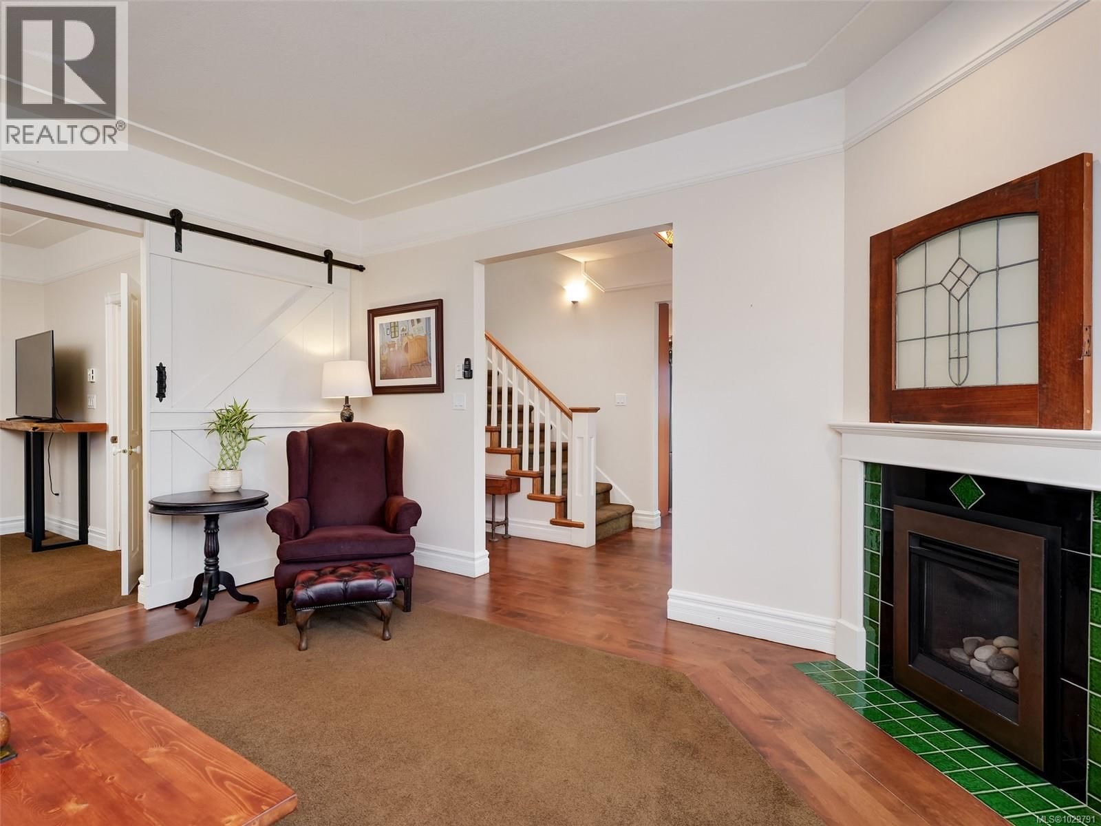 3 - 445 ADMIRALS ROAD Image 4