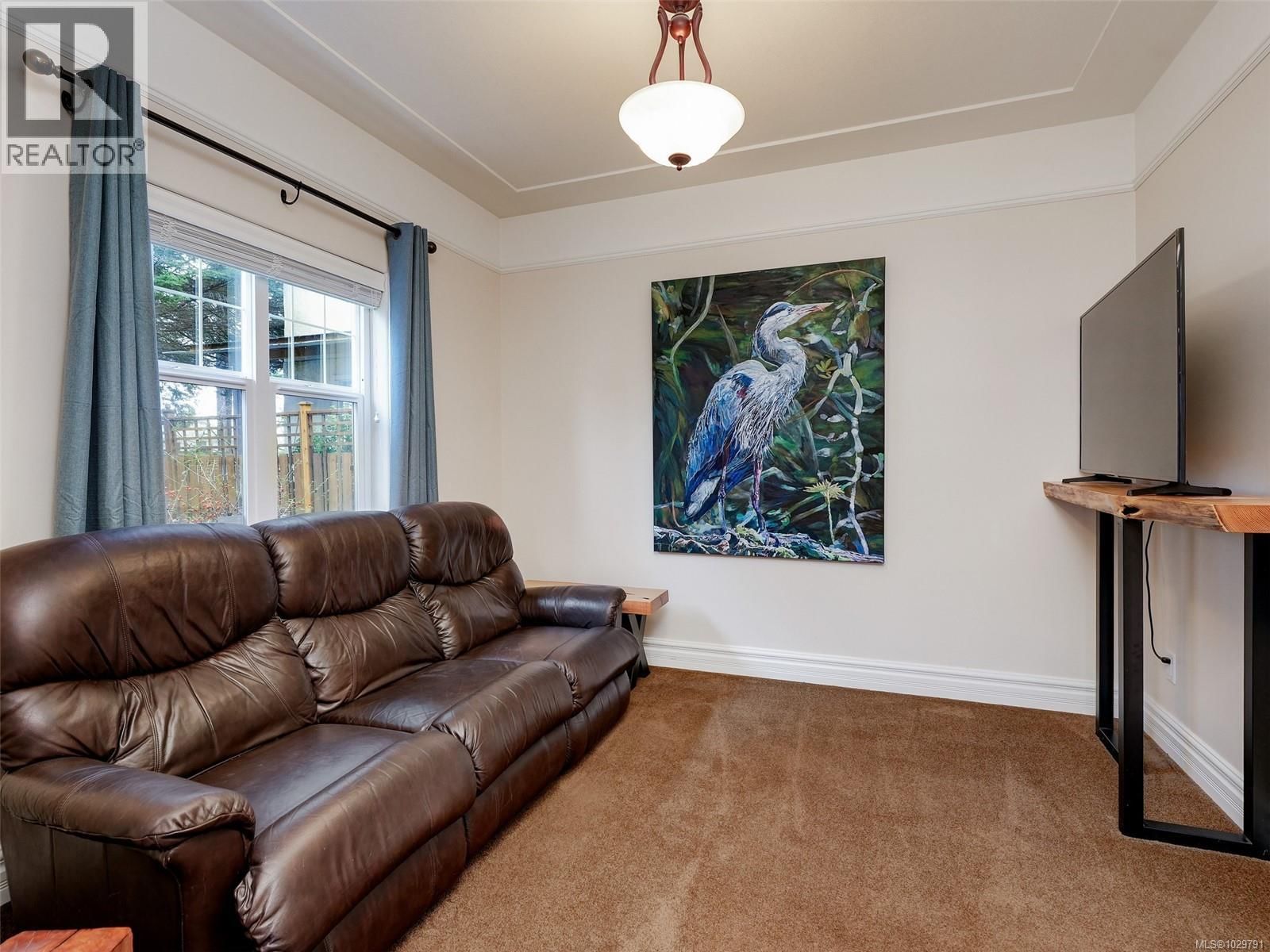 3 - 445 ADMIRALS ROAD Image 6