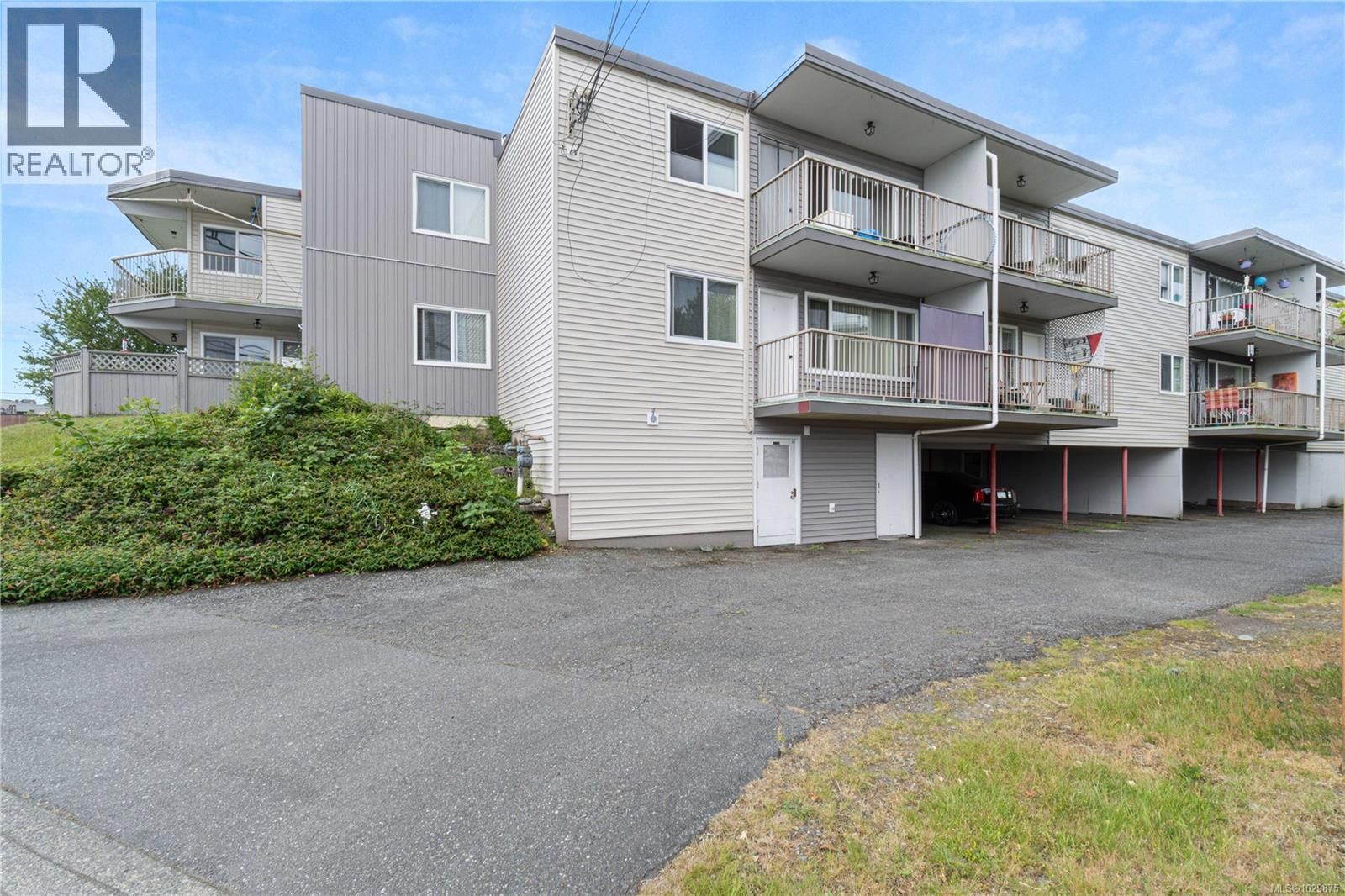 700 Poplar Street property photo