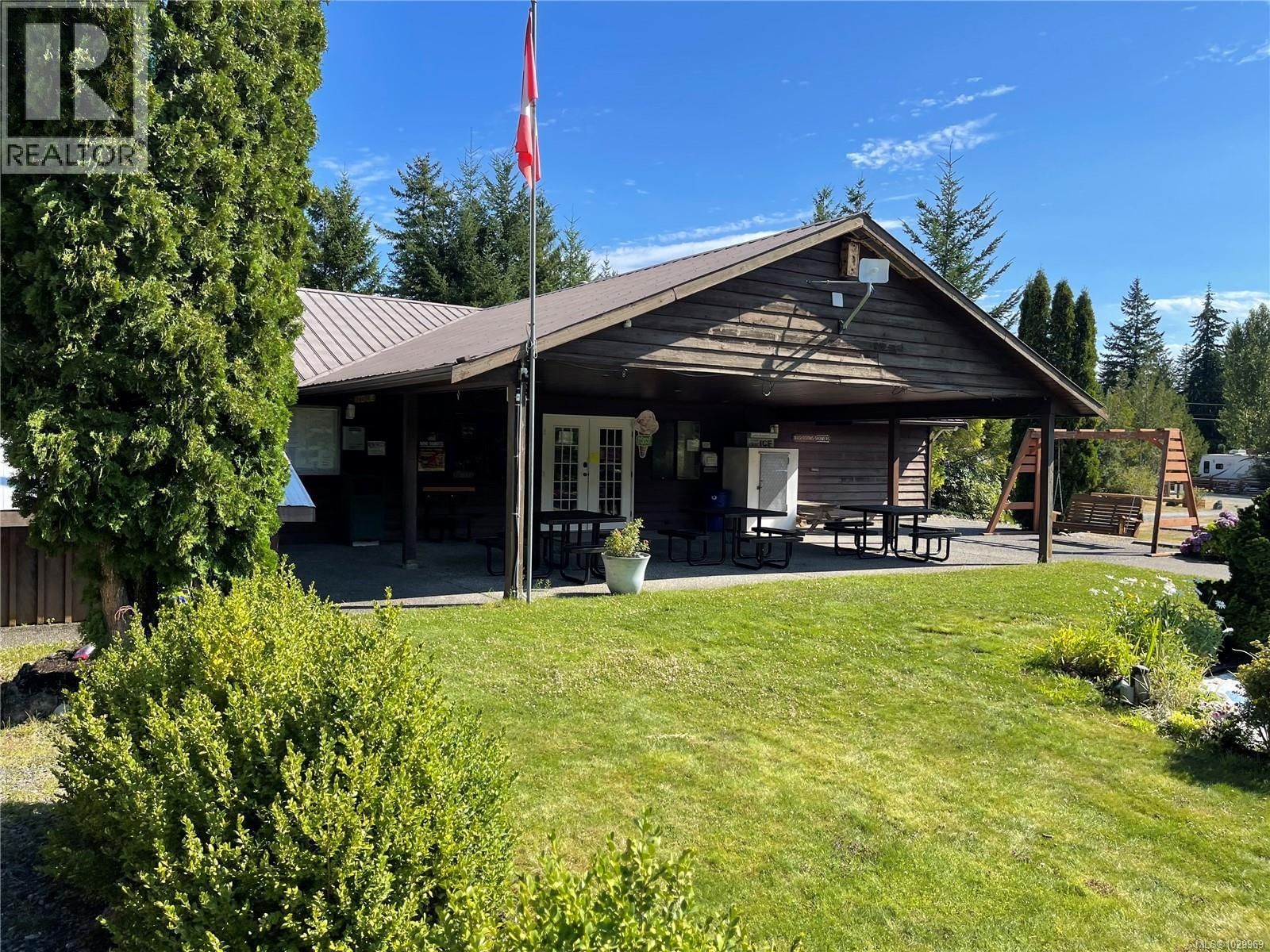 C-11 2650 Turnbull Road property photo