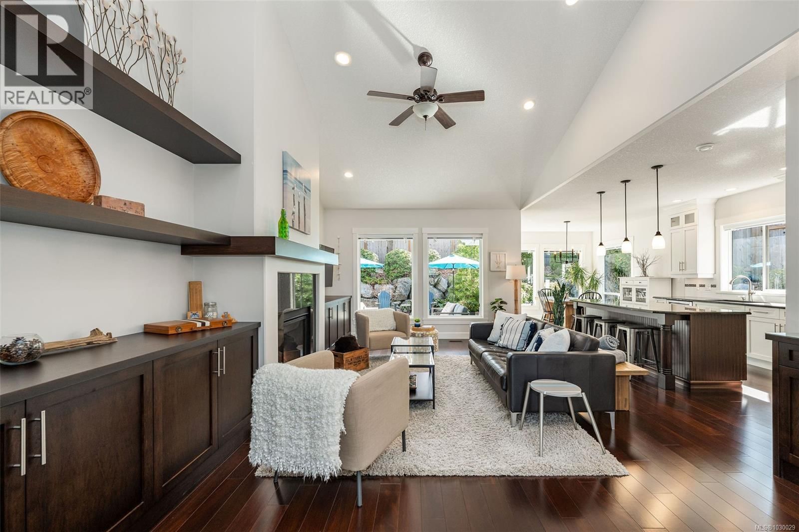 174 SUNNINGDALE ROAD EAST Image 13