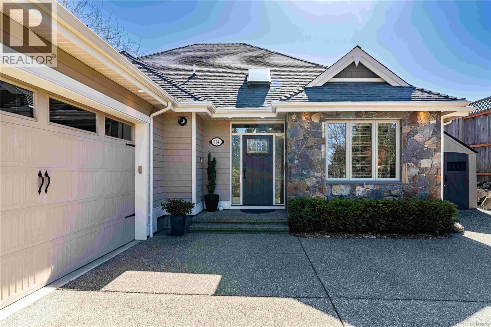 174 SUNNINGDALE ROAD EAST Image 35