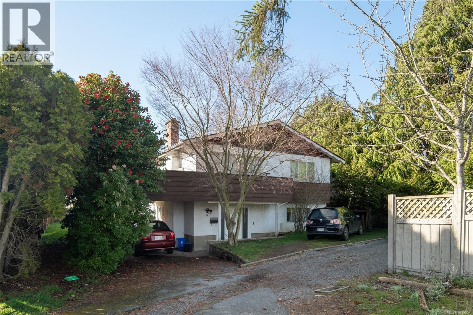 1619 Longacre Drive