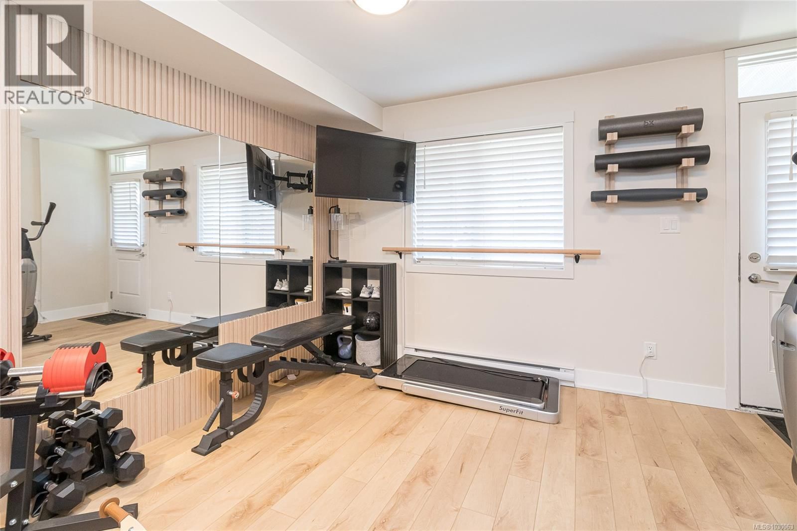 18 - 370 LATORIA BOULEVARD Image 21