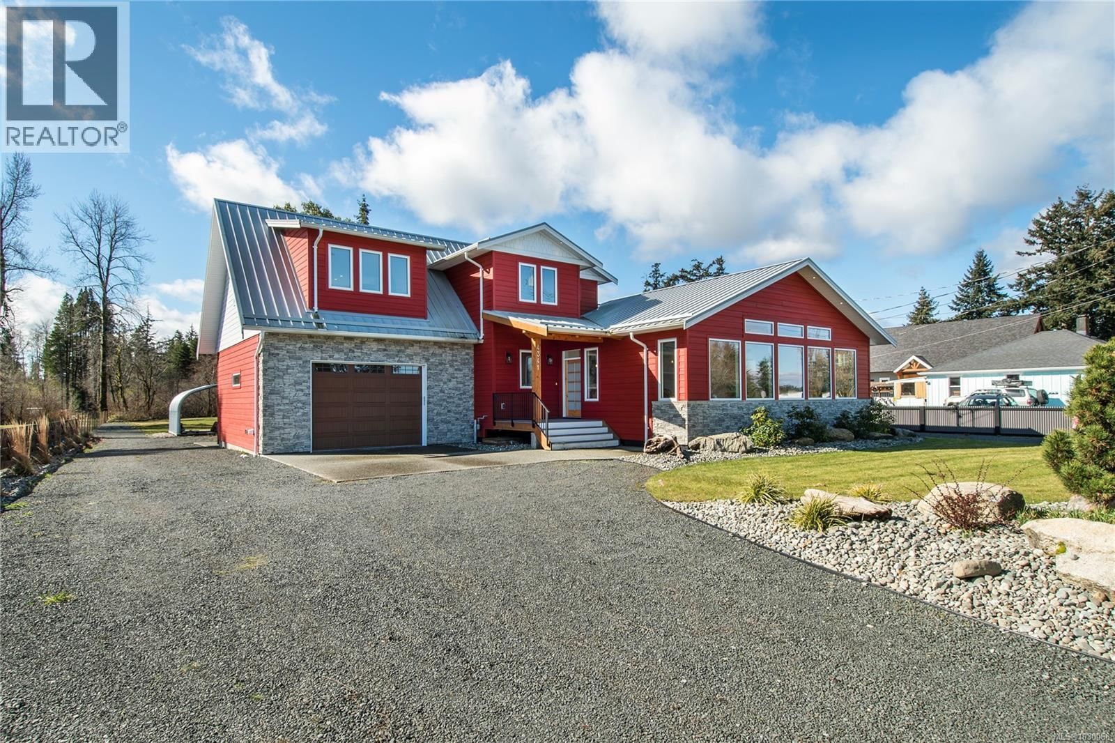 4341 Island Highway