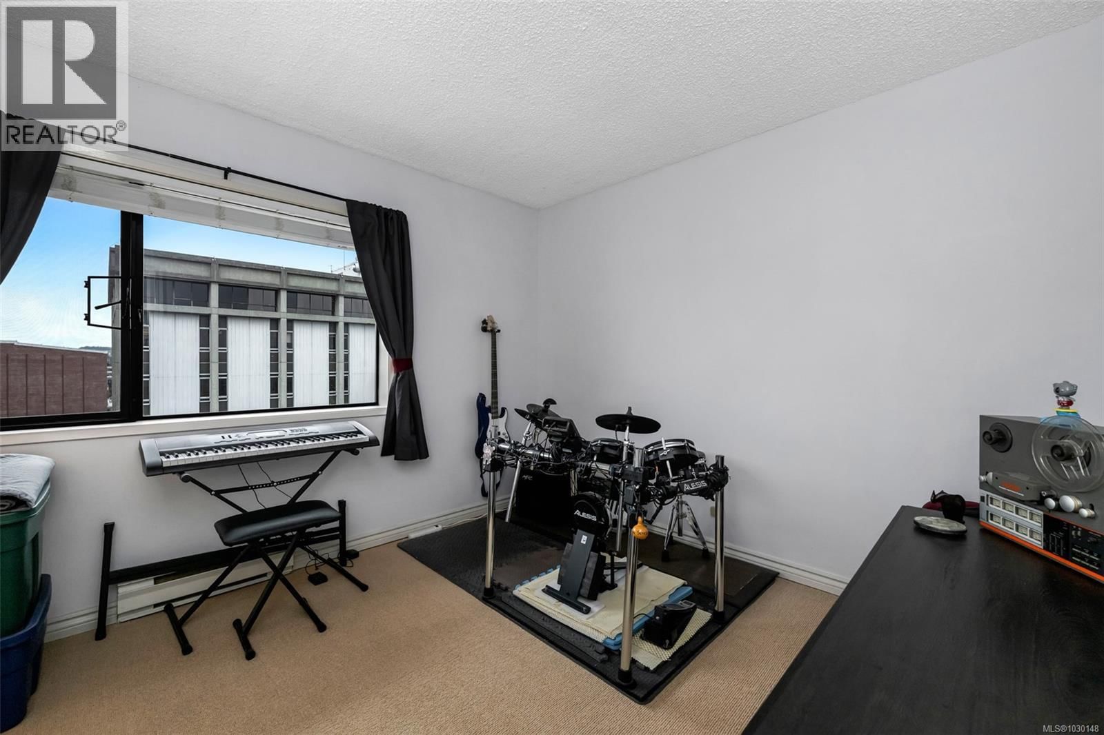 805 - 819 BURDETT AVENUE Image 21