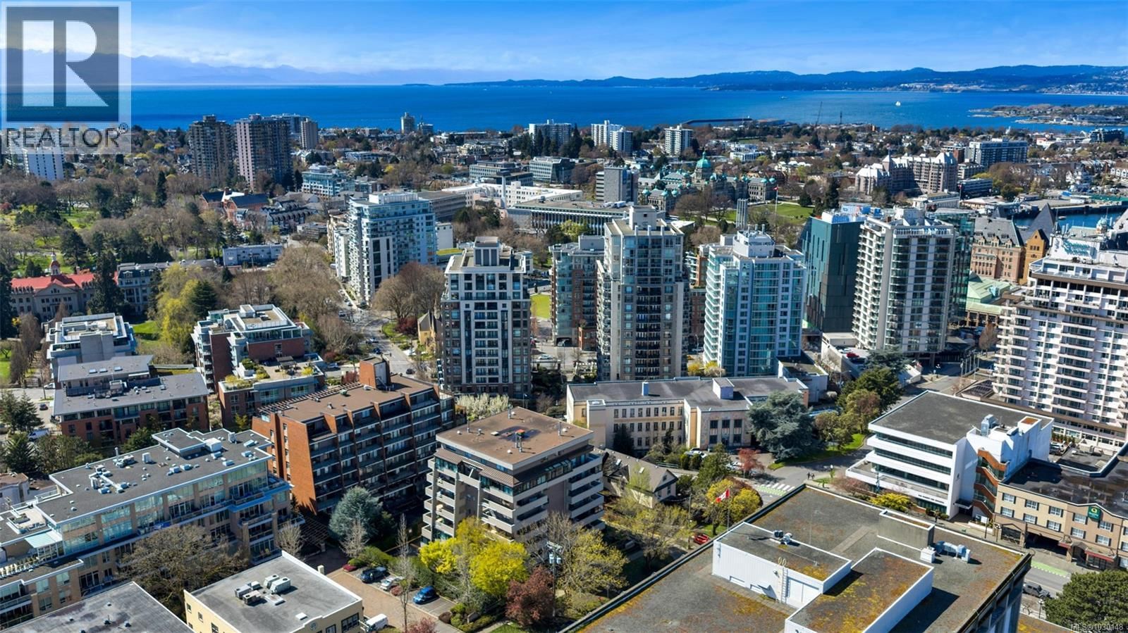 805 - 819 BURDETT AVENUE Image 36