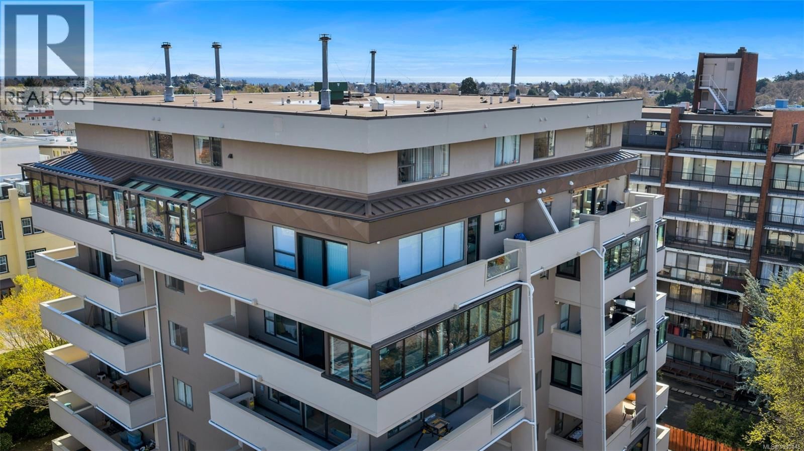 805 - 819 BURDETT AVENUE Image 48