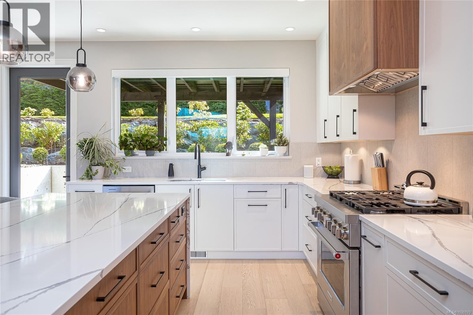 6575 CENTRAL SAANICH ROAD Image 15