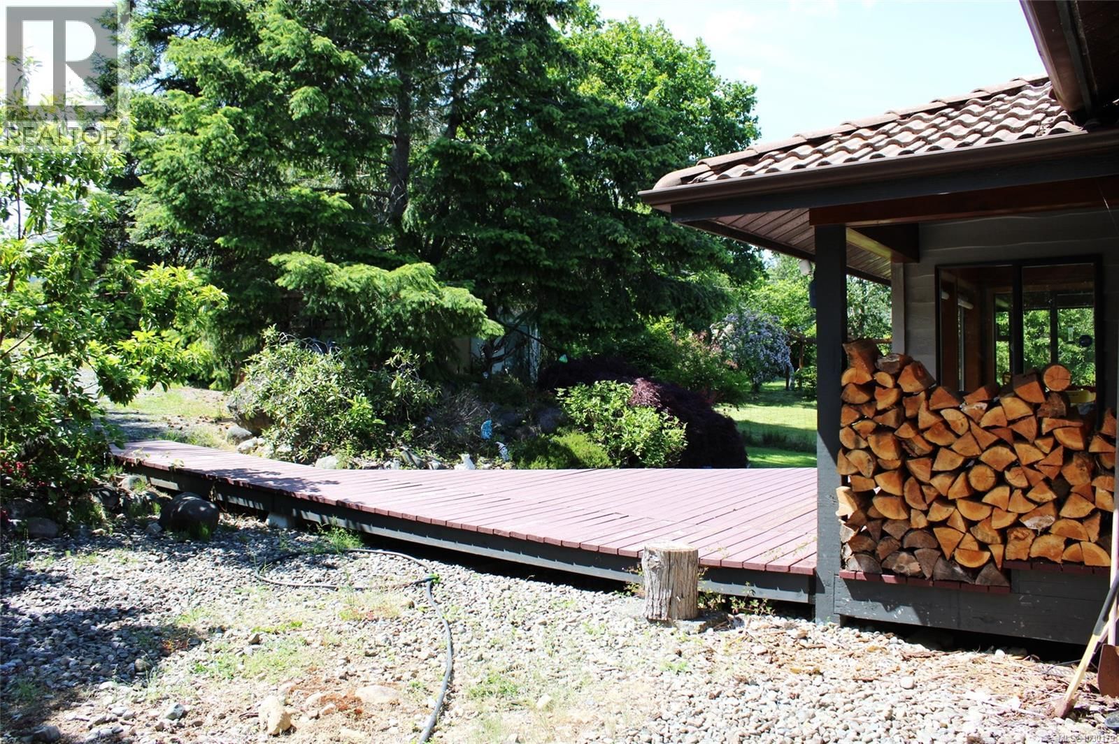 5904 Garvin Road property photo