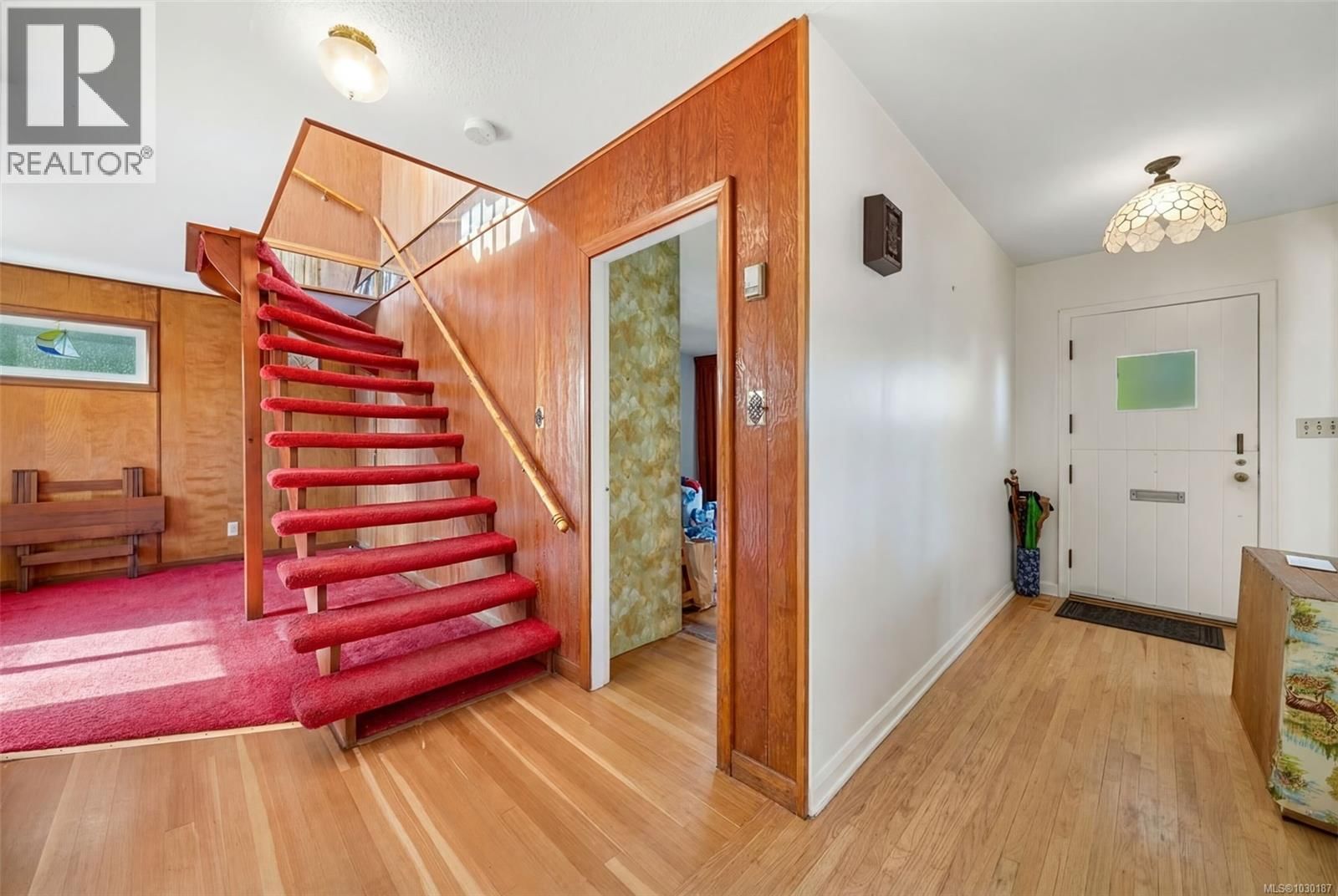 227 SUZANNE PLACE Image 17