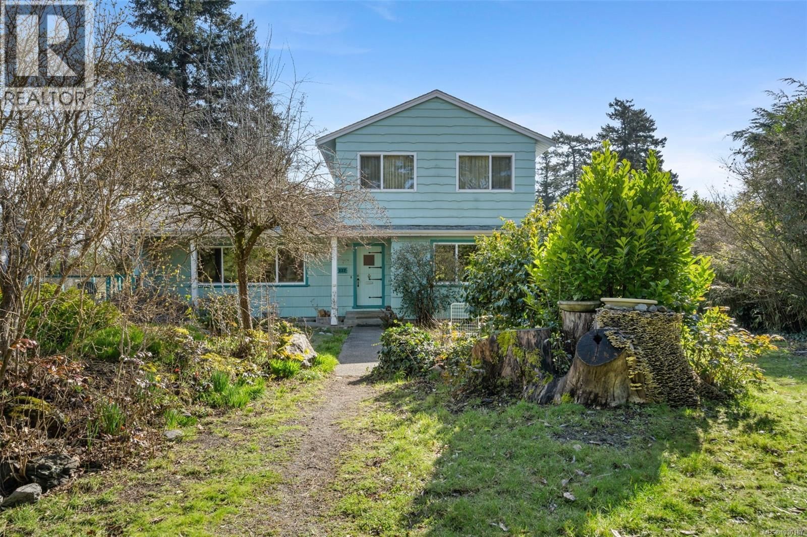 227 SUZANNE PLACE Image 9