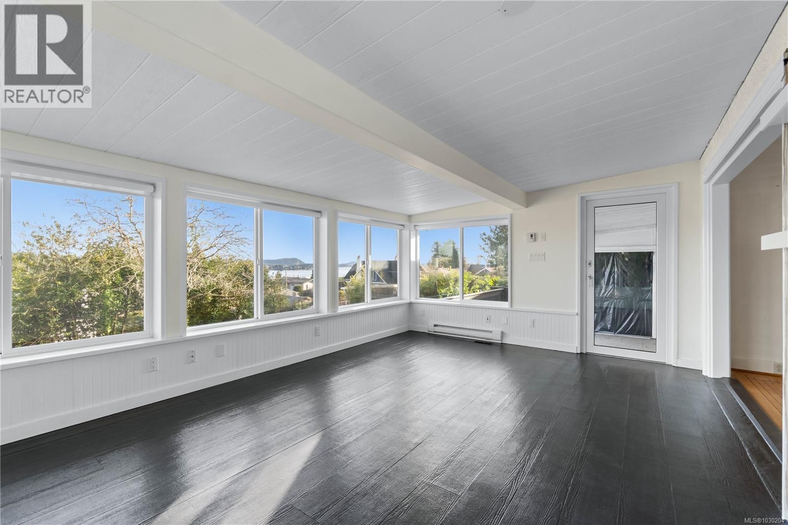 736 Terminal Avenue property photo