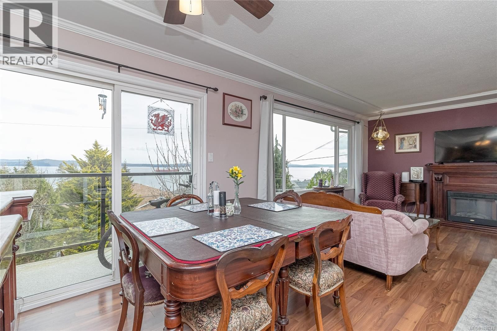 10190 View Street property photo