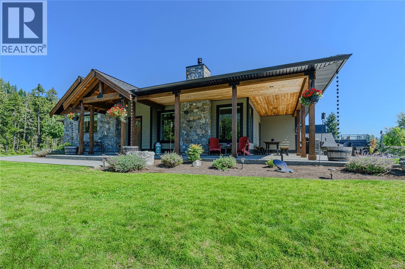 7375 Lakefront Drive property photo