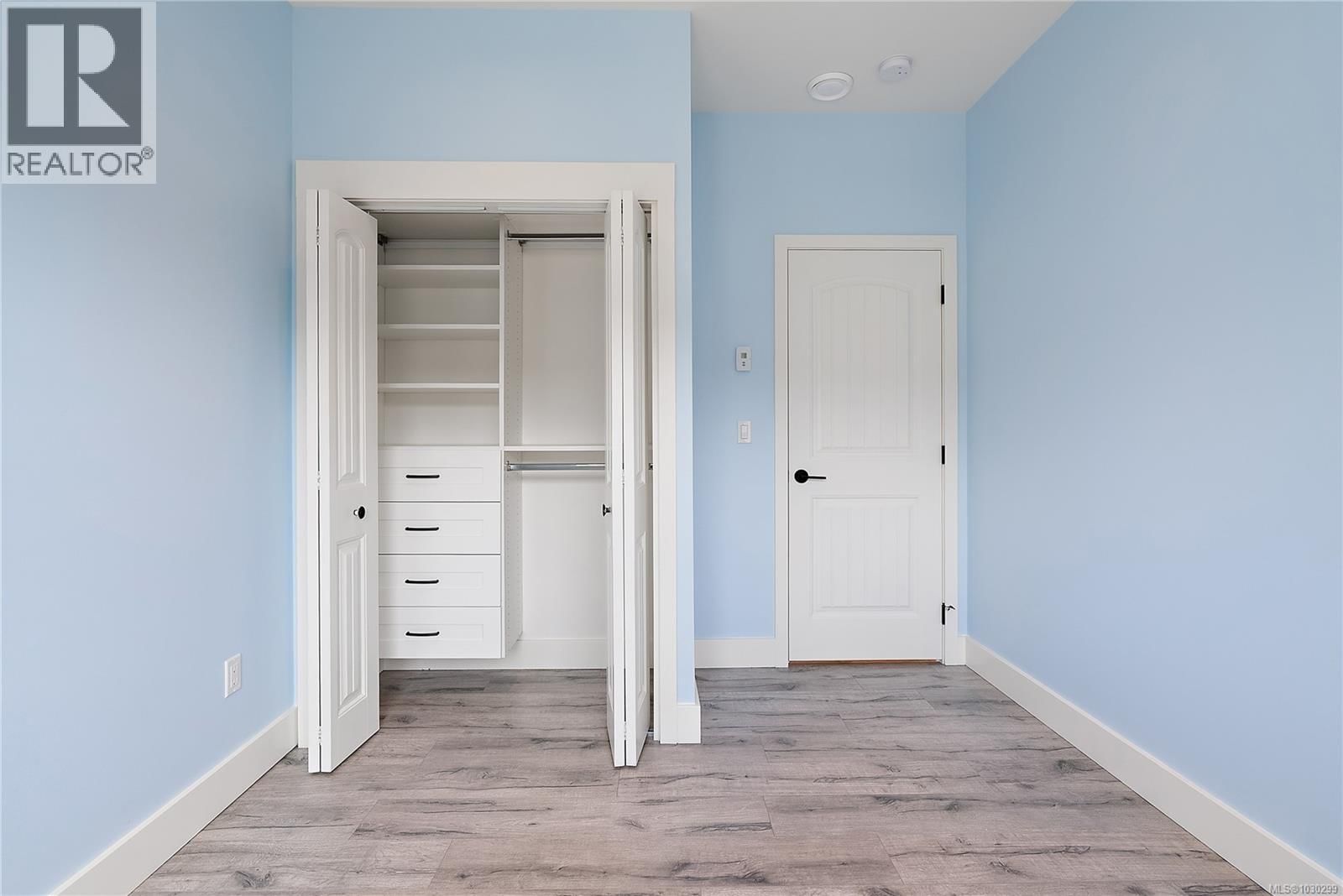 3590 SHODA CLOSE Image 17