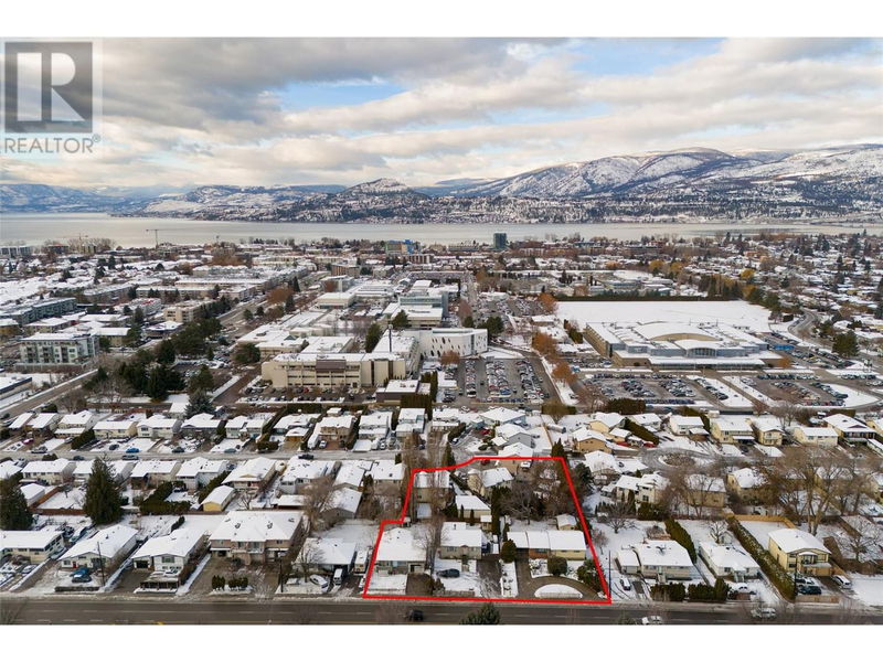 2977 Lowe Court, Kelowna, British Columbia (MLS 10303034)