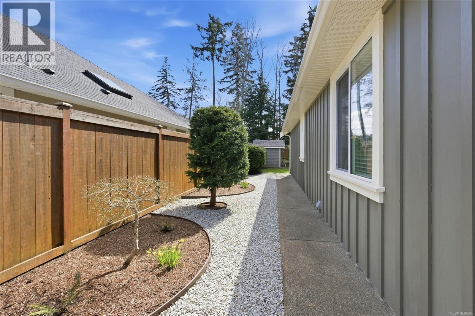 158 SKYLARK AVENUE Image 40