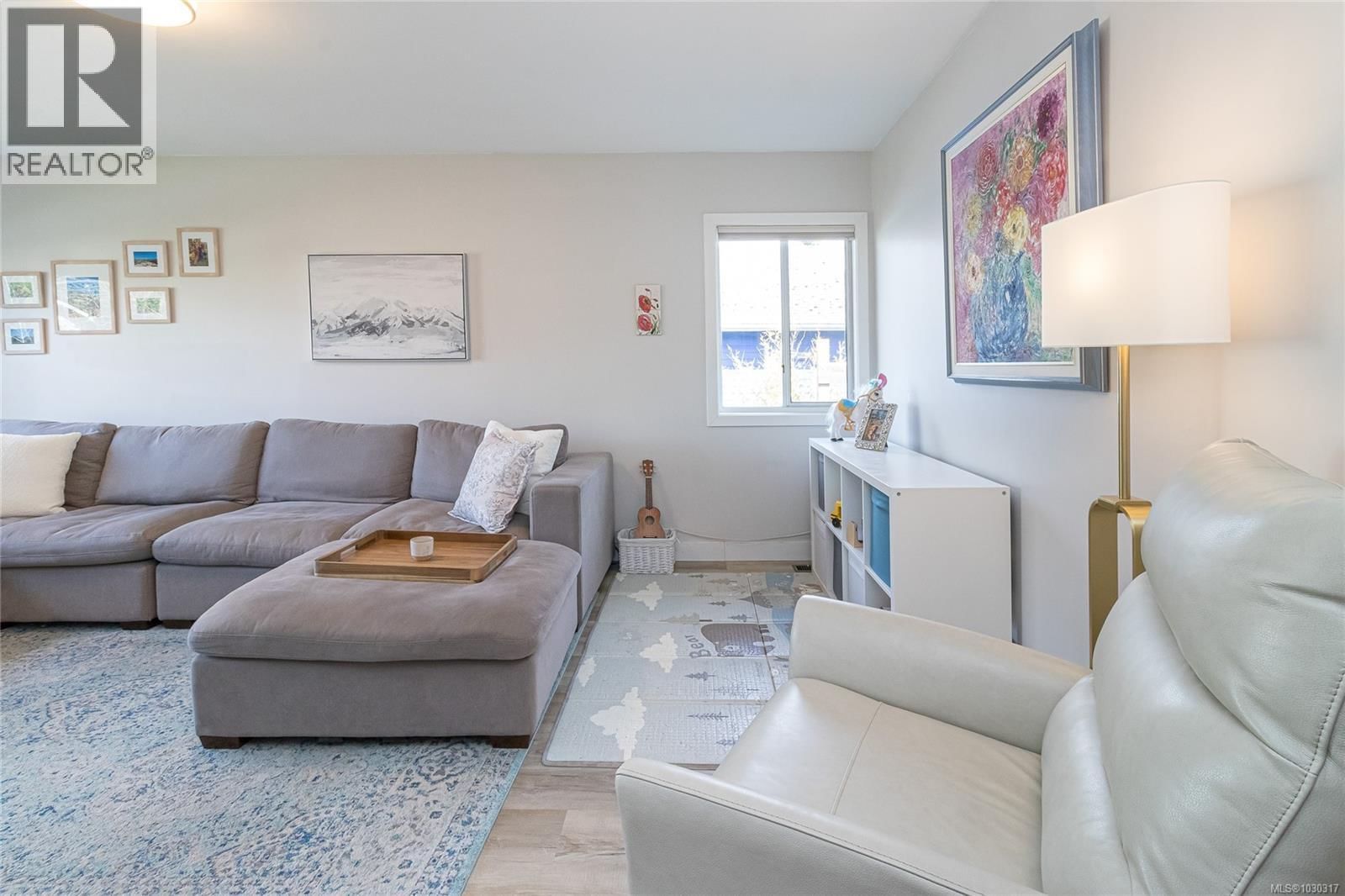 815 HEREWARD ROAD Image 7