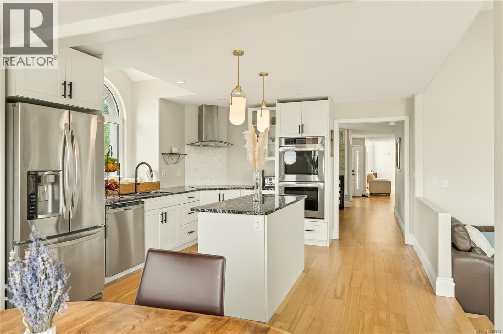 3758 PANORAMA CRESCENT Image 21