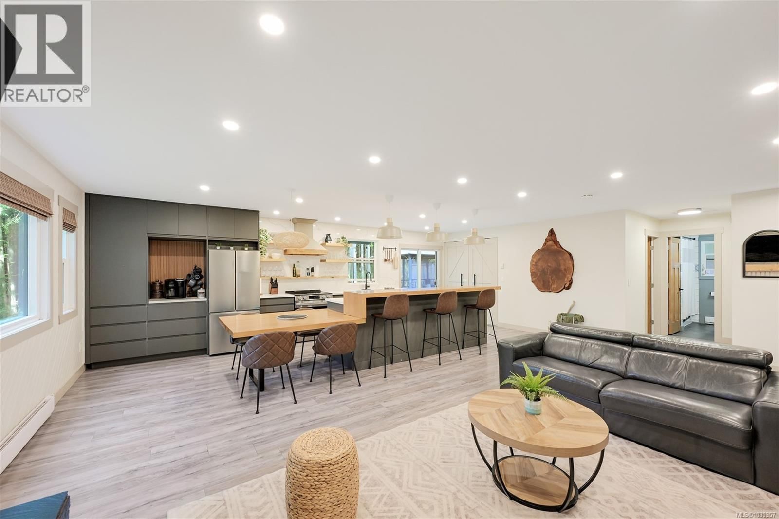 2783 WOODHAVEN ROAD Image 10