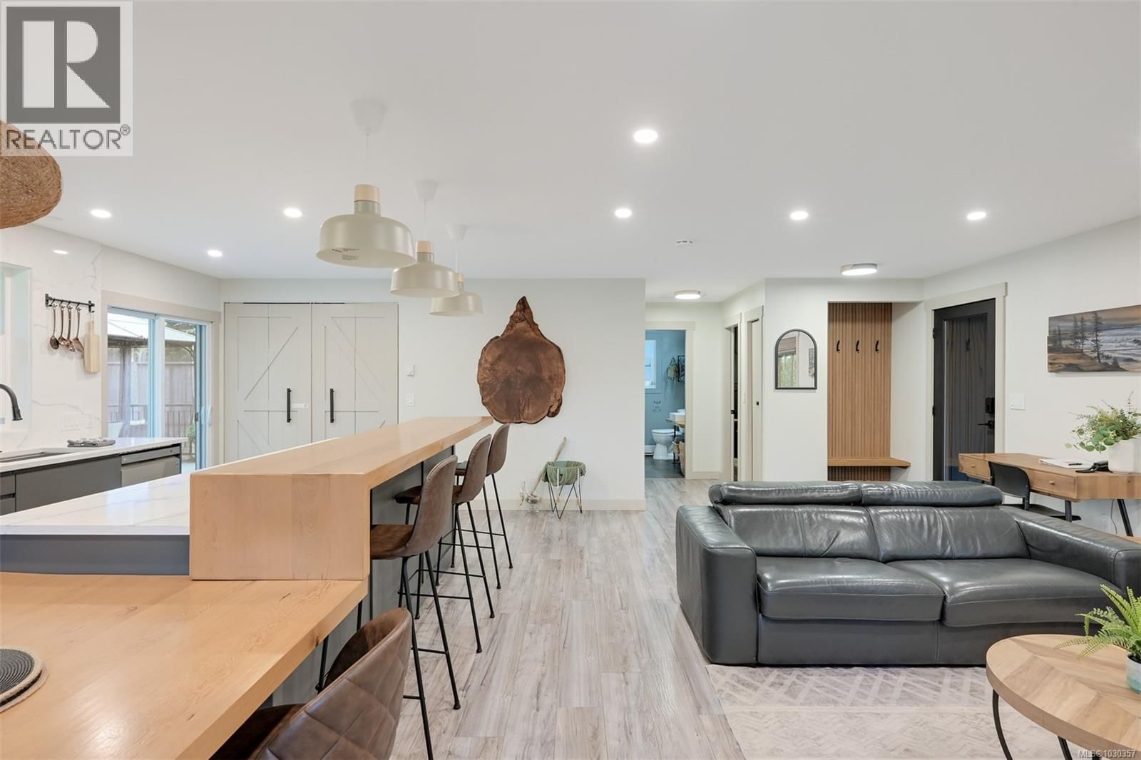 2783 WOODHAVEN ROAD Image 26