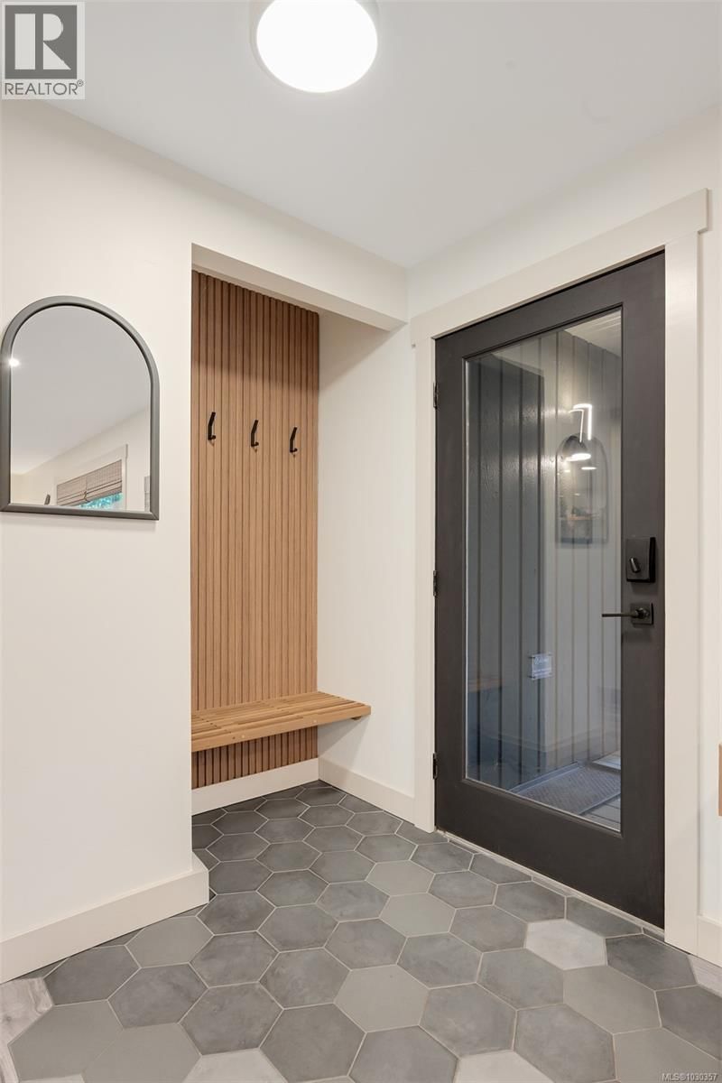 2783 WOODHAVEN ROAD Image 29