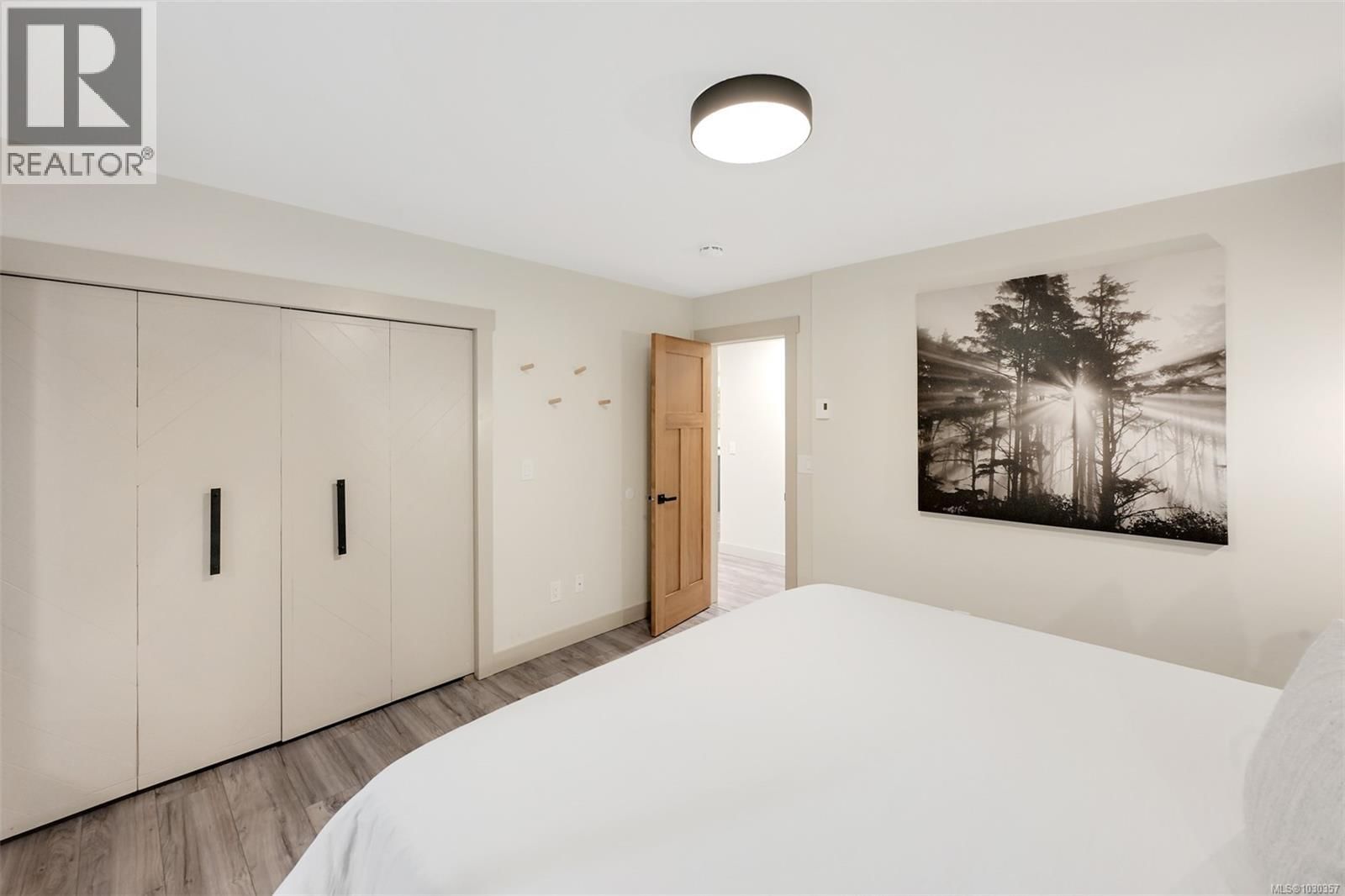 2783 WOODHAVEN ROAD Image 31