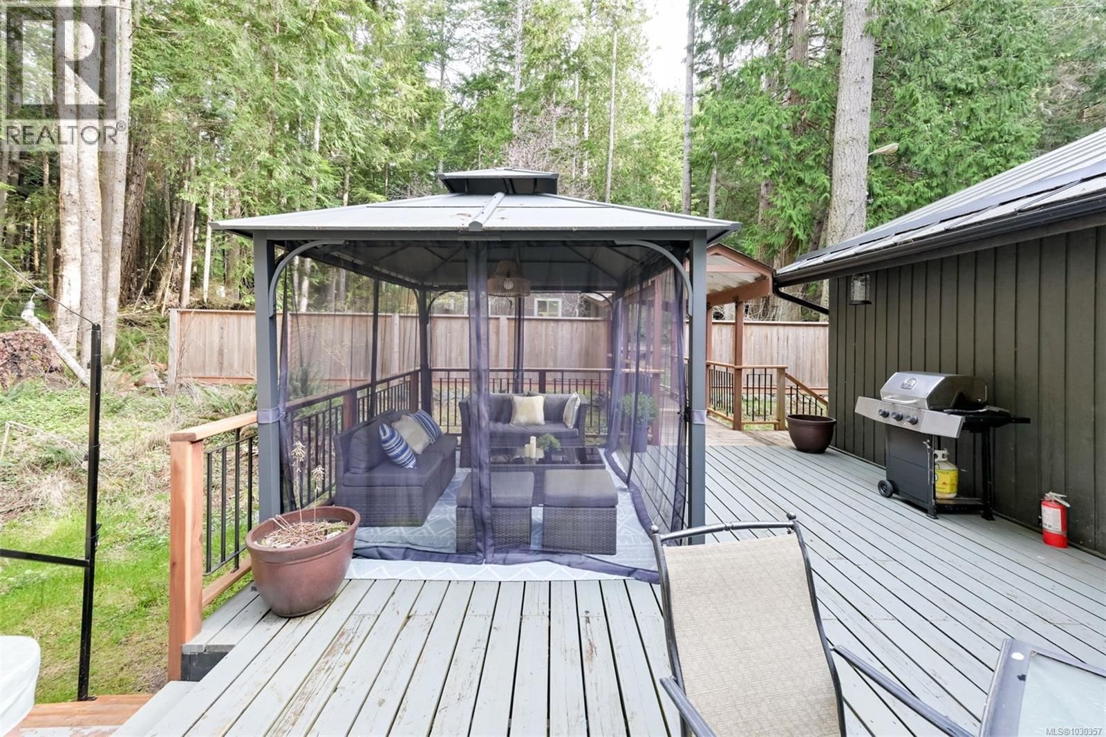 2783 WOODHAVEN ROAD Image 42