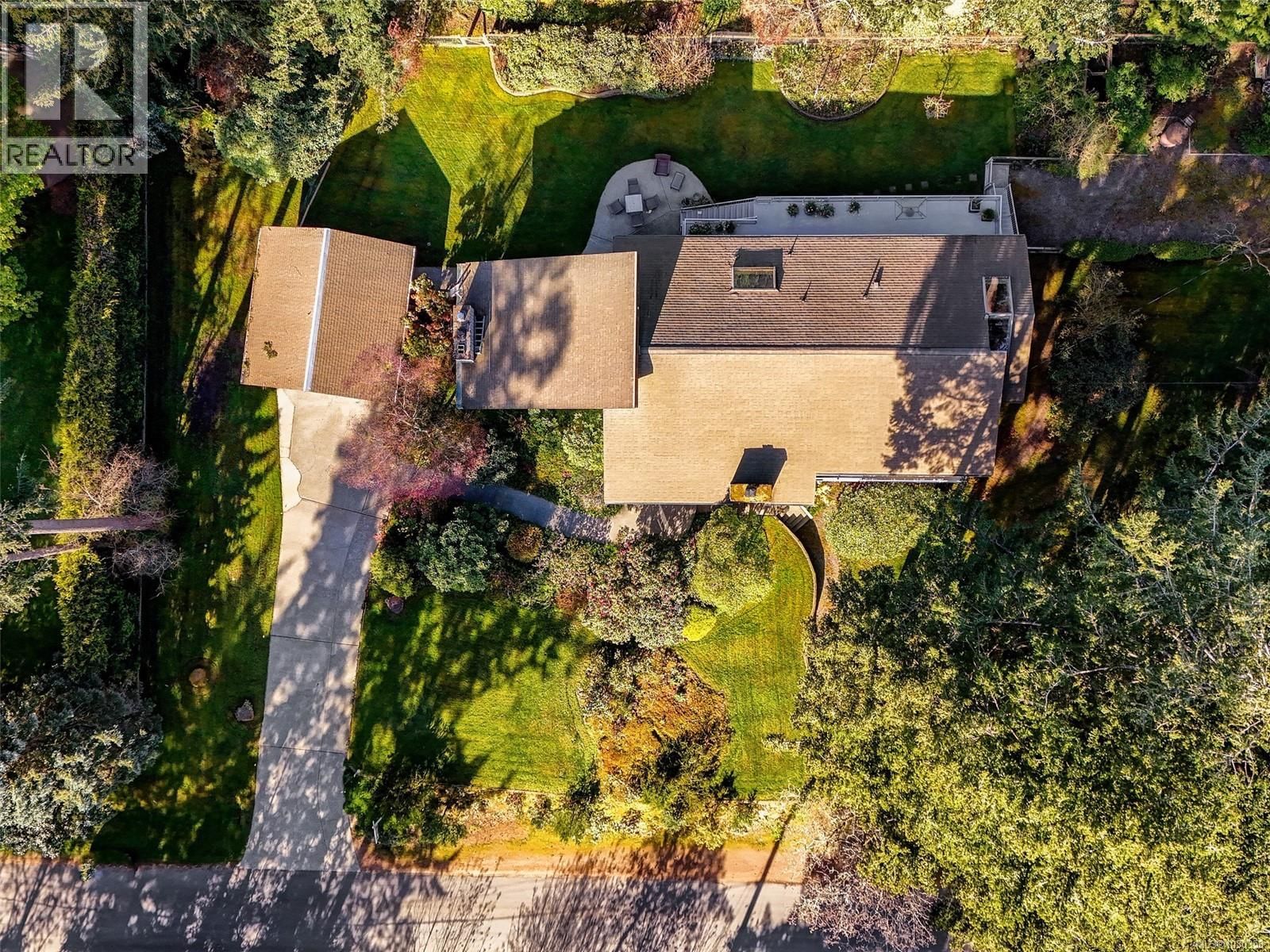 10720 DERRICK ROAD Image 39