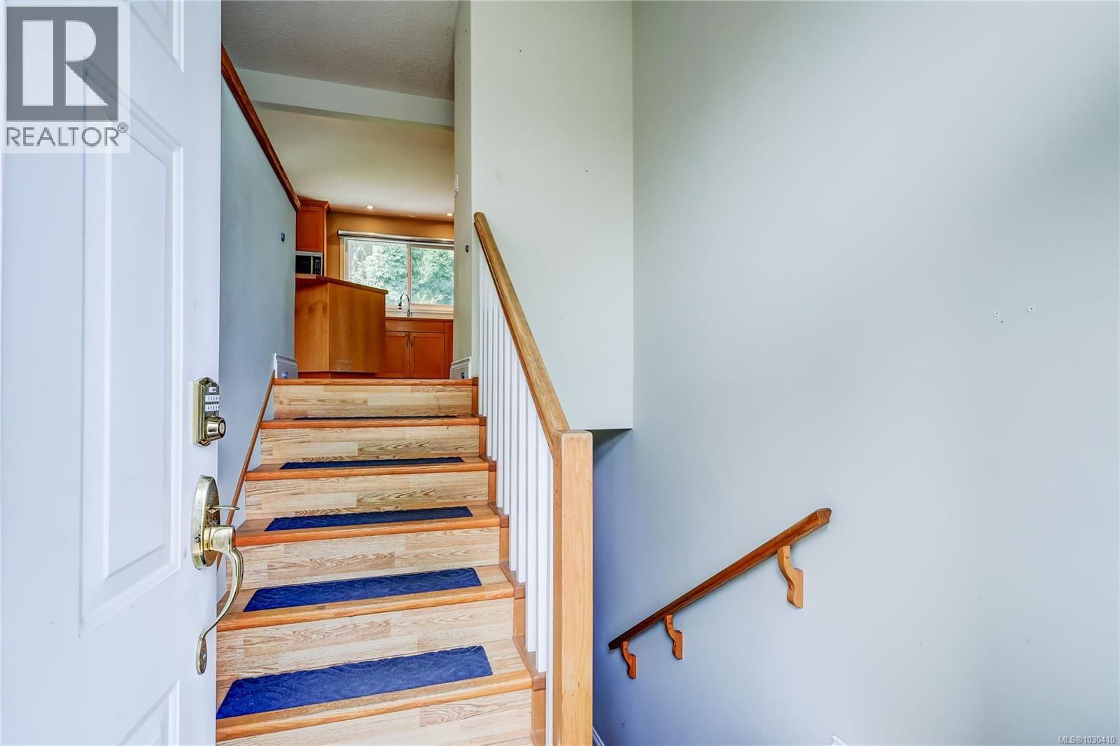 785 Parkview Drive property photo