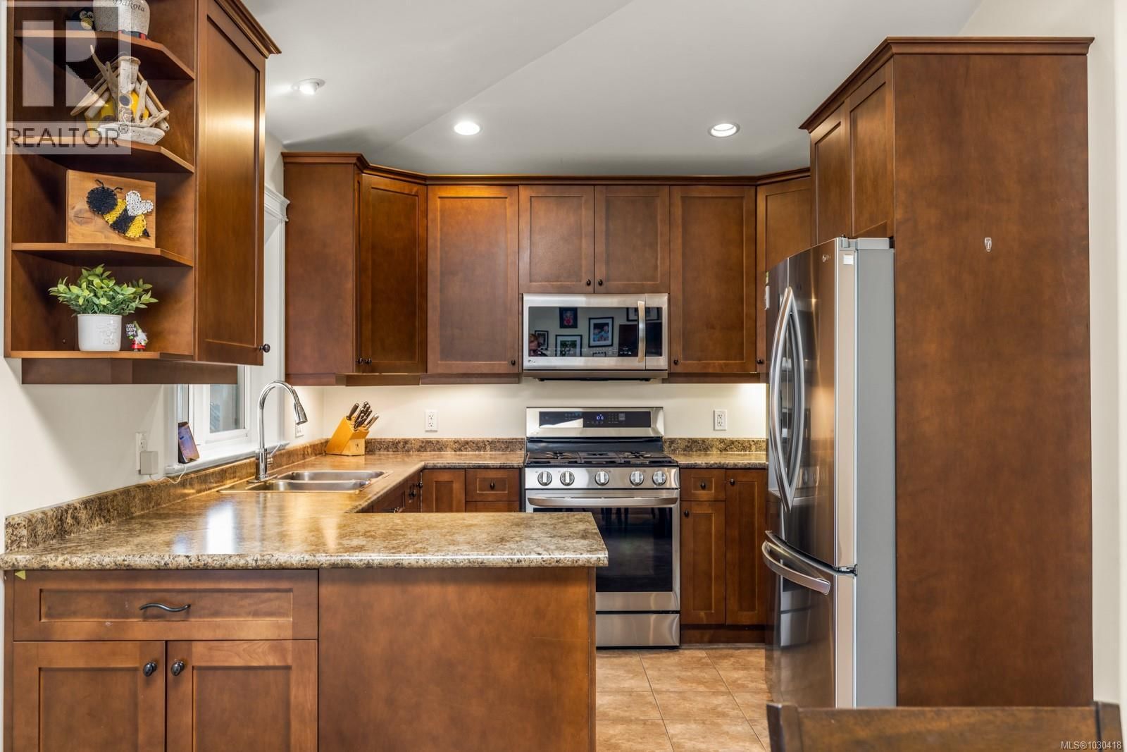 1320 BONNER CRESCENT Image 6