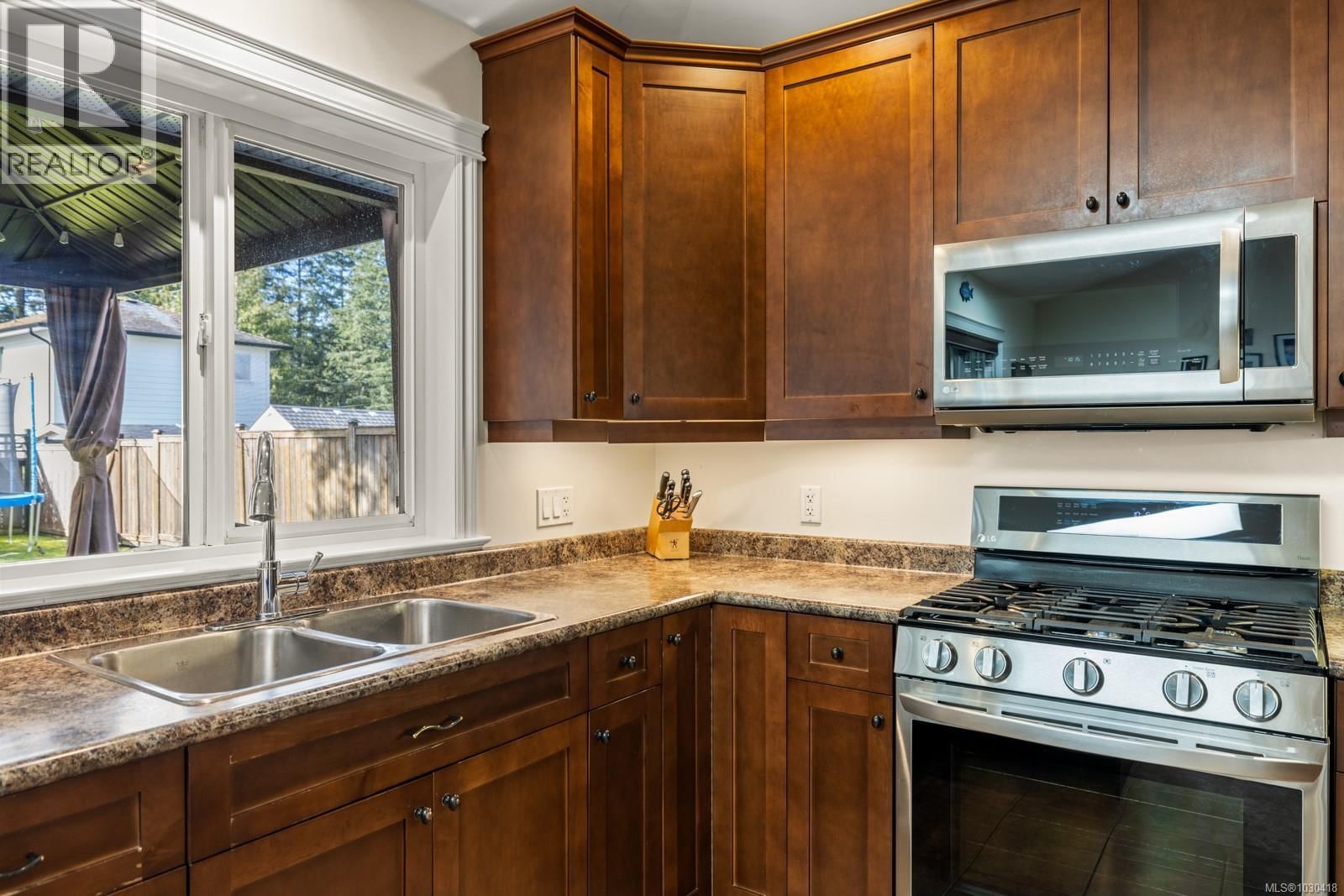 1320 BONNER CRESCENT Image 7