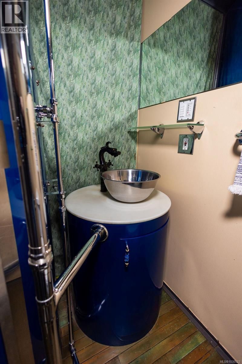 3112 STEELE STREET Image 10